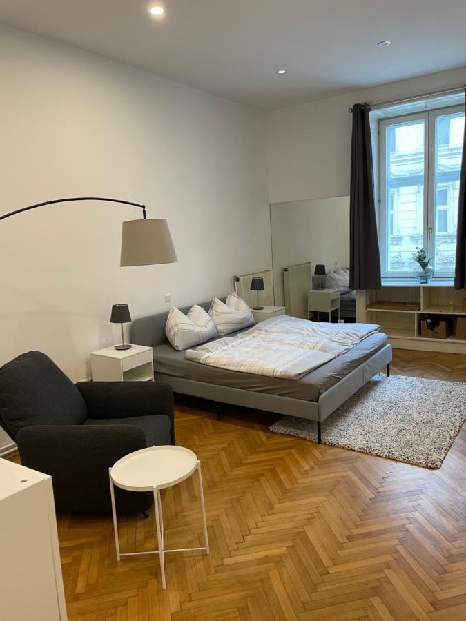 100m2 Nähe 1010 Apartment *